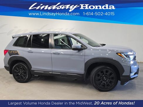 Used 2023 Honda Passport EX-L image 3