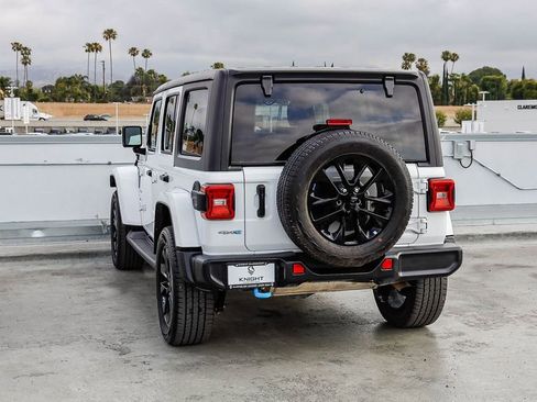 Used 2023 Jeep Wrangler Unlimited Sahara AWD/4WD image 7