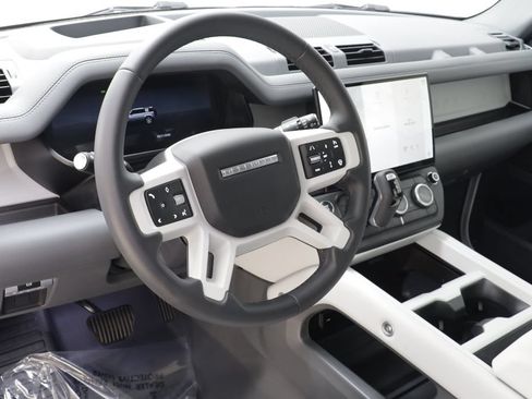 Certified 2026 Land Rover Defender 110 S AWD/4WD image 7