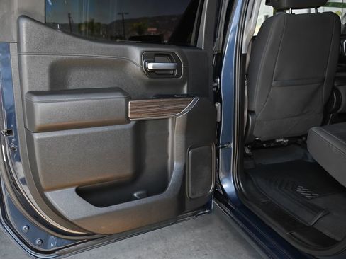 Used 2021 Chevrolet Silverado 1500 RST w/ Z71 Off-Road Package AWD/4WD image 36
