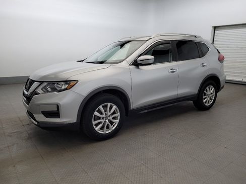 Used 2020 Nissan Rogue SV AWD/4WD image 2