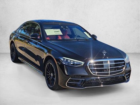 New 2026 Mercedes-Benz S 580 4MATIC Sedan image 3