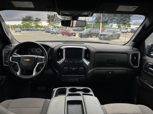 Used 2021 Chevrolet Silverado 1500 LT w/ Fleet Comfort Package AWD/4WD image 14