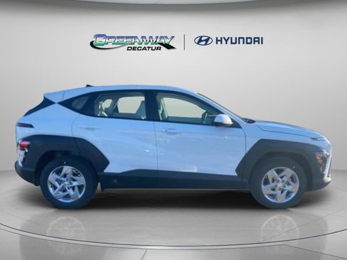 New 2026 Hyundai Kona SE FWD image 8