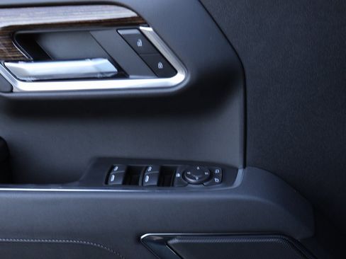 New 2026 GMC Sierra 1500 Elevation w/ LPO, Elevation Black Package image 44