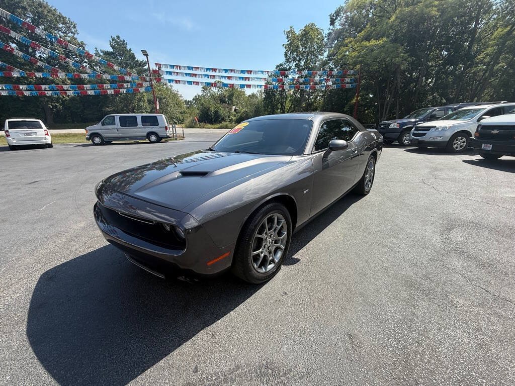 Used 2017 Dodge Challenger GT AWD/4WD image 5