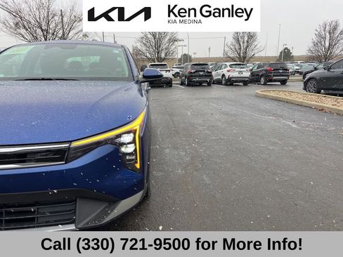Certified 2025 Kia K4 EX image 21