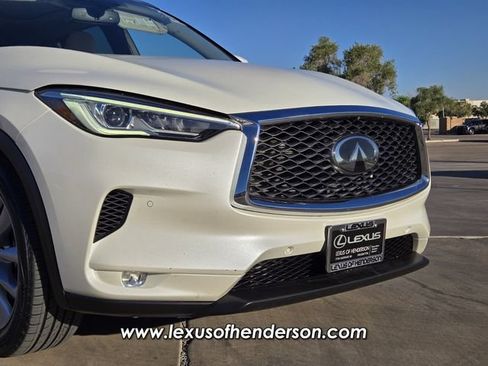 Used 2019 INFINITI QX50 Essential w/ Premium Heat Package AWD/4WD image 8