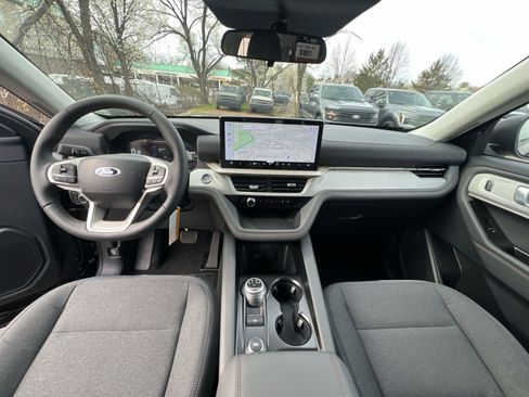 New 2026 Ford Explorer Active image 23