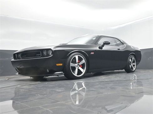 Used 2012 Dodge Challenger SRT8 w/ Premium Sound Group image 47
