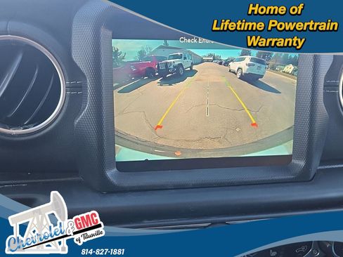 Used 2022 Jeep Wrangler Unlimited Sahara w/ LED Lighting Group image 18