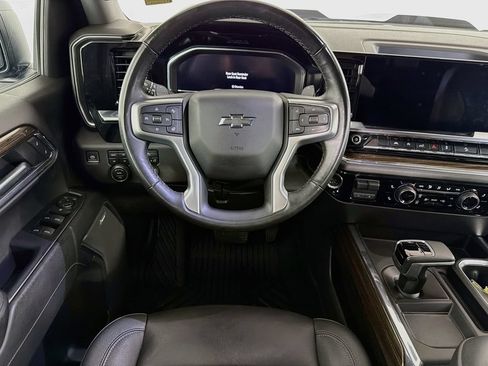 Used 2024 Chevrolet Silverado 1500 LT Trail Boss w/ Convenience Package II AWD/4WD image 20