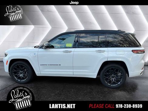 New 2023 Jeep Grand Cherokee Summit w/ Advanced Protech Group IV image 5