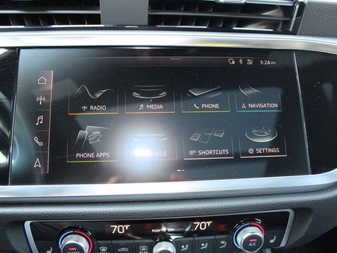 Used 2020 Audi Q3 2.0T Prestige w/ Prestige Package image 14