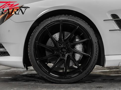 Used 2015 Mercedes-Benz SL 550 image 25