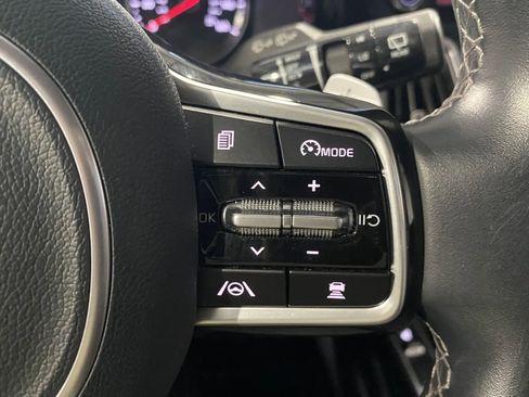 Used 2024 Kia Sorento EX w/ Panoramic Sunroof Package image 21