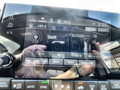 Used 2022 Honda Odyssey Elite image 13