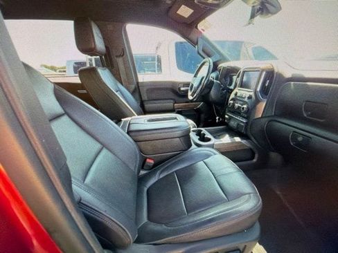 Used 2020 Chevrolet Silverado 1500 High Country w/ Technology Package AWD/4WD image 11