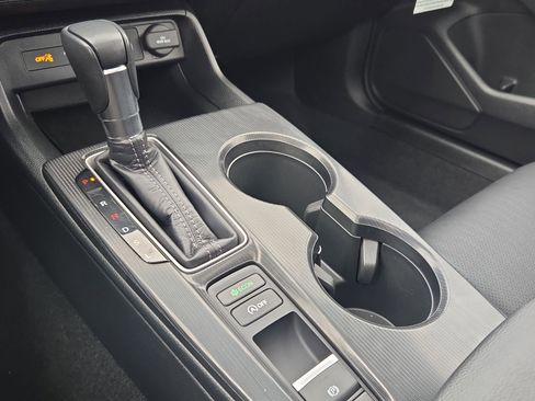 Used 2024 Honda Civic EX-L image 26