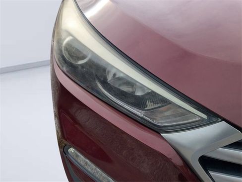 Used 2017 Hyundai Tucson SE Plus image 9