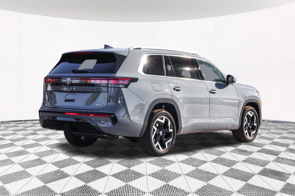 New 2027 Volkswagen Atlas SEL R-Line AWD/4WD image 18