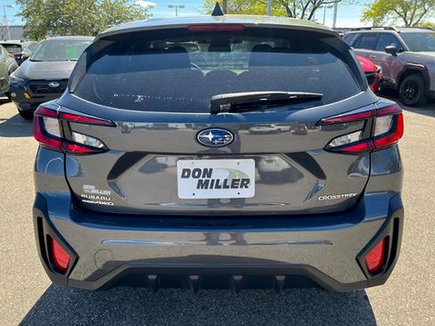 Used 2024 Subaru Crosstrek 2.0i AWD/4WD image 6