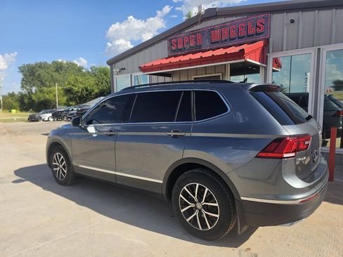 Used 2021 Volkswagen Tiguan S FWD image 4