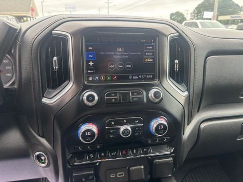 Used 2020 GMC Sierra 1500 AT4 w/ AT4 Preferred Package AWD/4WD image 18