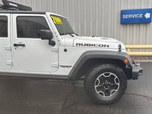 Used 2016 Jeep Wrangler Unlimited Rubicon image 13