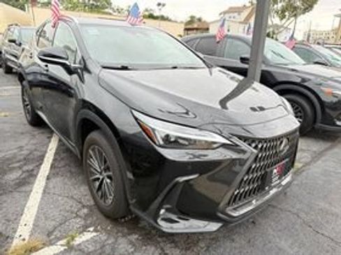Used 2023 Lexus NX 350 AWD image 5