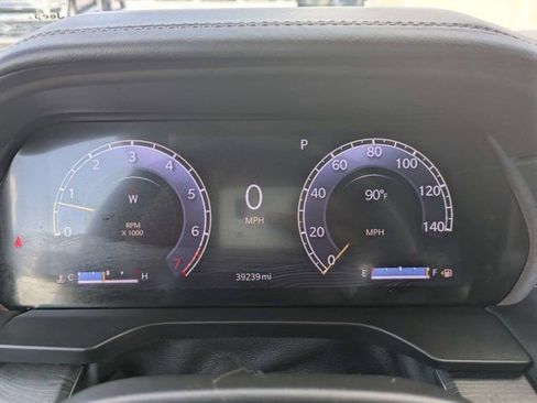 Used 2023 Jeep Grand Cherokee Overland w/ Luxury Tech Group IV RWD image 29