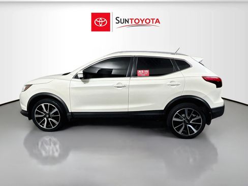 Used 2017 Nissan Rogue Sport SL FWD image 7