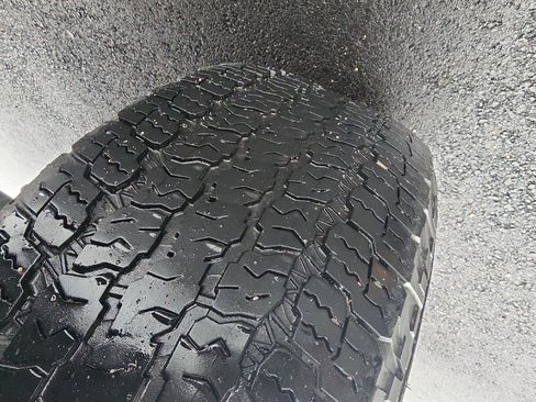 Used 2019 Toyota Tacoma SR image 10