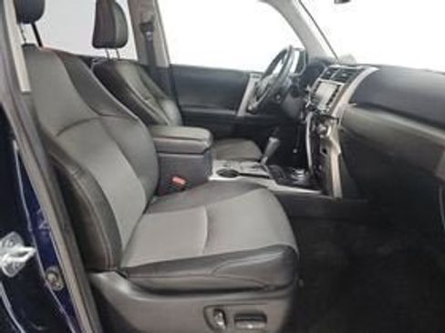 Used 2021 Toyota 4Runner SR5 Premium AWD/4WD image 6
