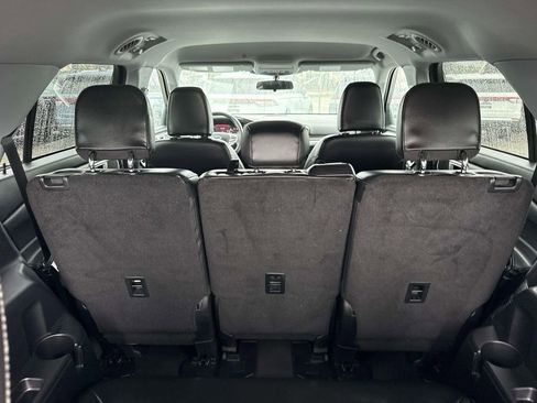 Certified 2023 Ford Explorer XLT w/ Equipment Group 202A image 9