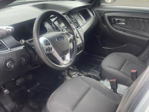 Used 2017 Ford Taurus Police Interceptor AWD image 5