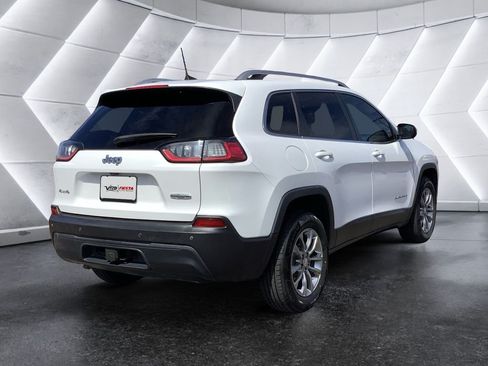 Used 2021 Jeep Cherokee Latitude Plus AWD/4WD image 4