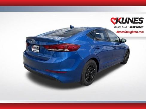 Used 2017 Hyundai Elantra SE FWD image 10