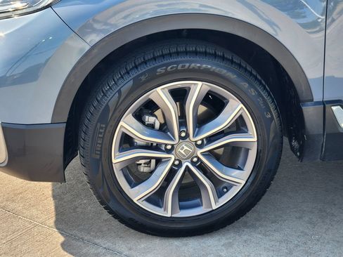 Used 2022 Honda CR-V Touring image 11