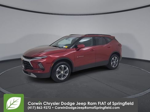 Used 2025 Chevrolet Blazer LT w/ Convenience Package AWD/4WD image 7