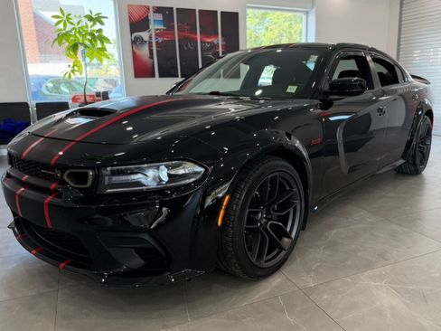 Used 2020 Dodge Charger Scat Pack RWD image 3