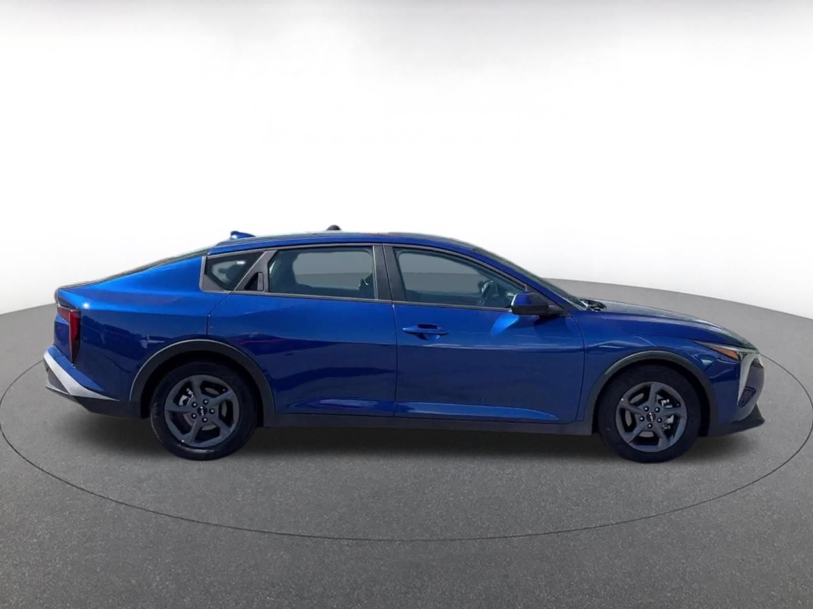 Used 2025 Kia K4 FWD image 15