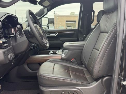 Used 2026 Chevrolet Silverado 2500 High Country w/ High Country Premium Package image 6