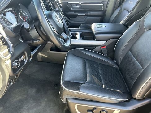 Used 2023 RAM 1500 Laramie AWD/4WD image 16