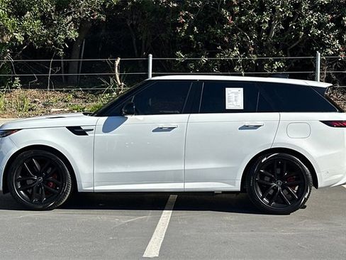 Certified 2025 Land Rover Range Rover Sport Dynamic SE image 2