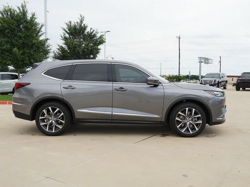 Used 2024 Acura MDX w/ Technology Package AWD/4WD image 10