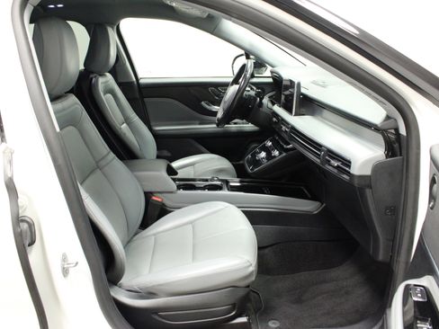 Used 2022 Lincoln Corsair Reserve w/ Luxury Package image 14