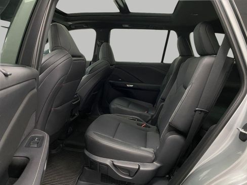 Certified 2026 Lexus TX 500h AWD w/ Technology Package image 28