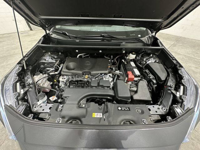 Used 2025 Toyota RAV4 XLE FWD image 19