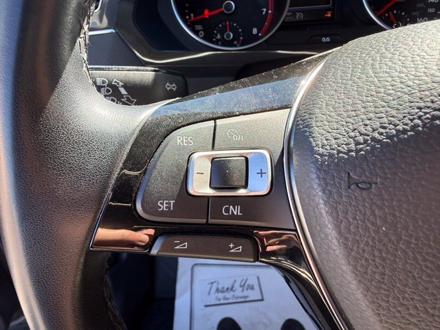 Used 2018 Volkswagen Tiguan SE AWD/4WD image 31